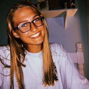 Meet your Posher, Aimee